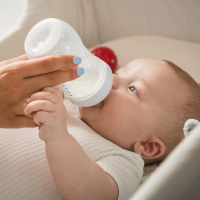 Von Flaschenkindern und Stillpropaganda - Wie Babynahrung zum Politikum wurde