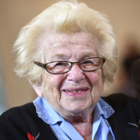 Ruth Westheimer - Die Dame, die über Sex spricht