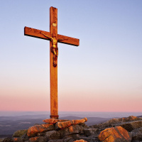 Das Gipfelkreuz - Eine Geschichte von Aufstieg und Fall