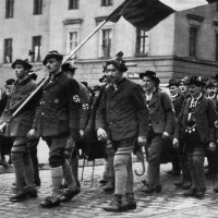 Bayern zwischen den Kriegen - Von der Boheme zu Barbarei