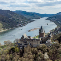 Burgen in neuem Licht - Mehr Protz als Trutz