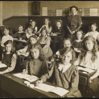 Geschichte der Schule - Elitenbildung - Volksbildung