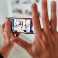 Nähe per Klick? - Das Internet als Ort der Begegnung