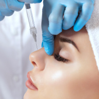 Schönheitschirurgie - von Botox, Silikon und Sucht