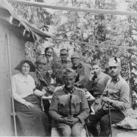 Kriegsberichterstatterinnen - Frauen zwischen den Fronten