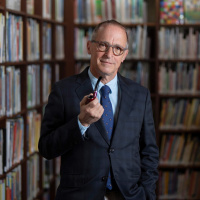 David Sedaris wants to be better (at everything)