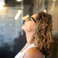 Deus sofre com a sua dor! - Palavra Amiga – 01/02/23