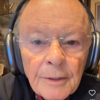 Nisto é glorificado Meu Pai: que deis muito fruto e assim sereis Meus discípulos - Meditação Matinal 01/05/25