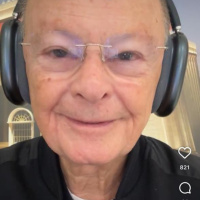 Tenham muito cuidado para que ninguém venha a enganá-los!... - Meditação Matinal 15/11/25