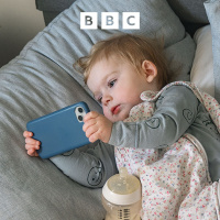 Screen time ‘rewiring our brains’