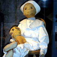 Robert - O boneco amaldiçoado 