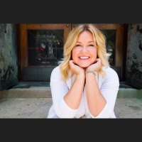 From Stay-at-Home Mom to 8-Figure Entrepreneur with Amy Lacey | Ep. #380