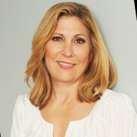 #390 Reinvention with Lesley Jane Seymour