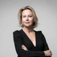 Christy MacLear at Institute for Artists Estates Conference