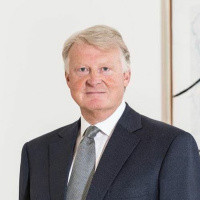 Phillips CEO Edward Dolman