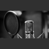 Do Podcast Preachers Make My Pastor Irrelevant?