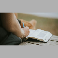 How to Find the Meaning of a Bible Verse