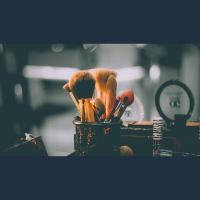 How Attractive Women Abuse Their Beauty