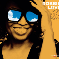 Episode 384: Singer Robbie Love Shares Her Story And A Different Kind of Love