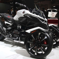 Episode 164 - Wet and Saucy Tourette Trikes and other three wheeled things