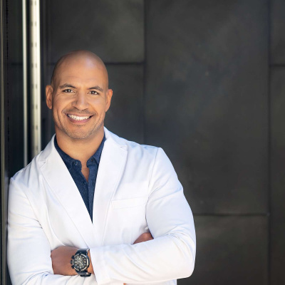 Docs Outside The Box - Ordinary Doctors Doing Extraordinary Things