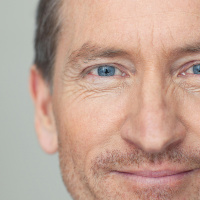 A Computer Tells Real Smiles from Phonies