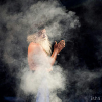 What Chanting A Mantra Can Do to You – Sadhguru