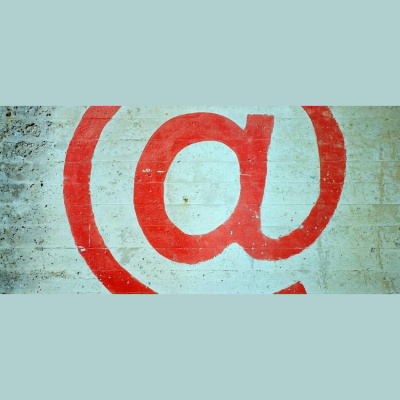 Lukes English Podcast - Learn British English With Luke Thompson