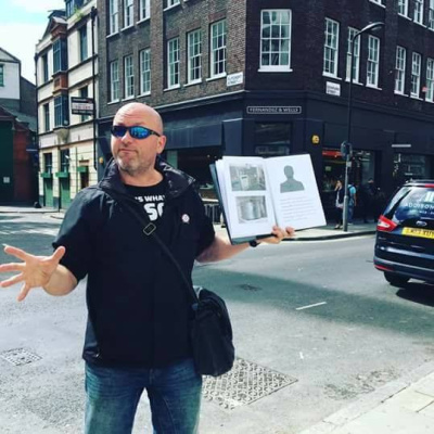 Lukes English Podcast - Learn British English With Luke Thompson