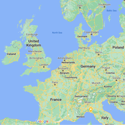 Lukes English Podcast - Learn British English With Luke Thompson