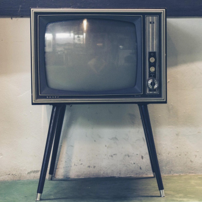 Lukes English Podcast - Learn British English With Luke Thompson