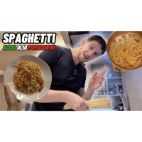 Episode 680: Spaghetti Aglio, Olio, Pomodorini e Peperoncino Cremosi | Migliora Il Tuo Italiano In Cucina