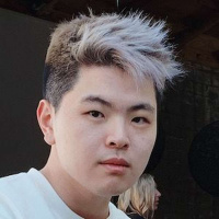 Girlfriends Eyelashes Spur DTC Entrepreneur