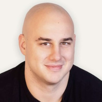 Copywriter Shifts to X Ads, Scales Brands