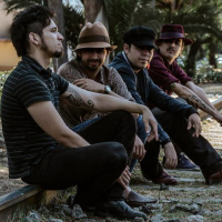 Sesión acústica con Los Corsarios del Blues