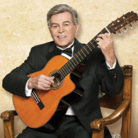 Programa dedicado a Chamín Correa