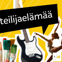 Näyttelijä ja laulaja Milla Rumi