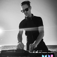 Episode #557 with Contagious feat. Chris Lipapis