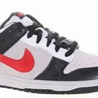 NIKES ON EDIT - [FREE DOWNLOAD]