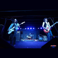 Chatting with rock band The Lonely Ones