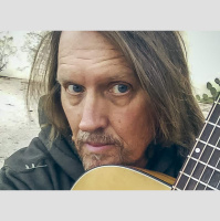 Chatting with Texan blues artist Billy “Bass” Alford