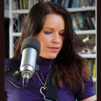 Erja Lyytinen in Session