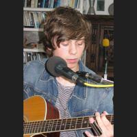 Laurence Jones in session