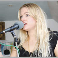Jo Harman in session