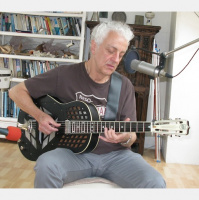 Doug MacLeod in session