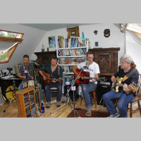 Brothers Groove on the Upper Deck Session