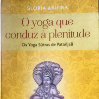 Yoga-sutras por Glória Arieira