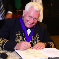 Novo livro sobre erro médico, do Dr. Raul Canal, presidente da Anadem, chega às livrarias do País