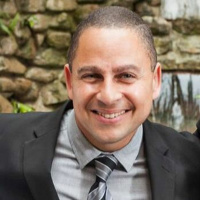 Apenas uma pedra - Pr. Paulinho