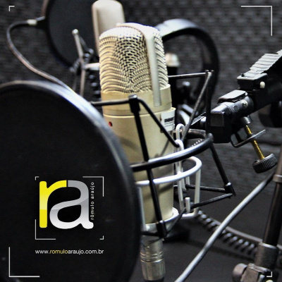 Rômulo Araújo - Jornalista E Professor